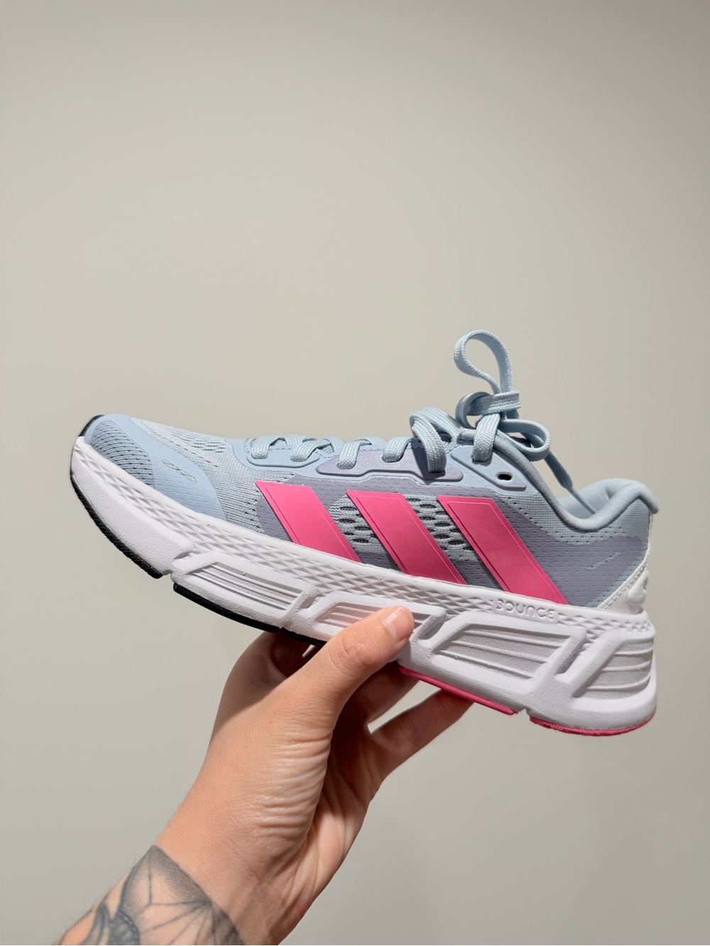 adidas Women’s Light Blue Sneakers with Pink Stripes